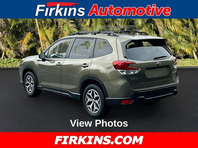 2023 Subaru Forester Premium