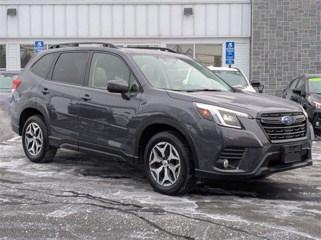 2023 Subaru Forester Premium