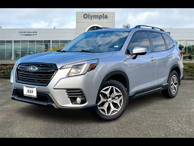 2023 Subaru Forester Premium