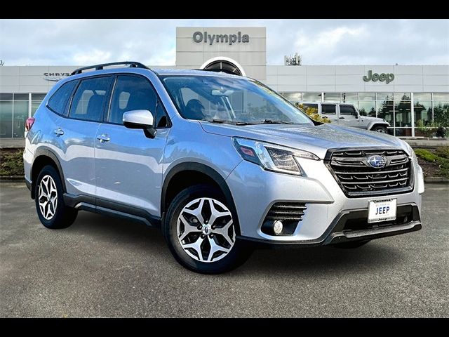 2023 Subaru Forester Premium