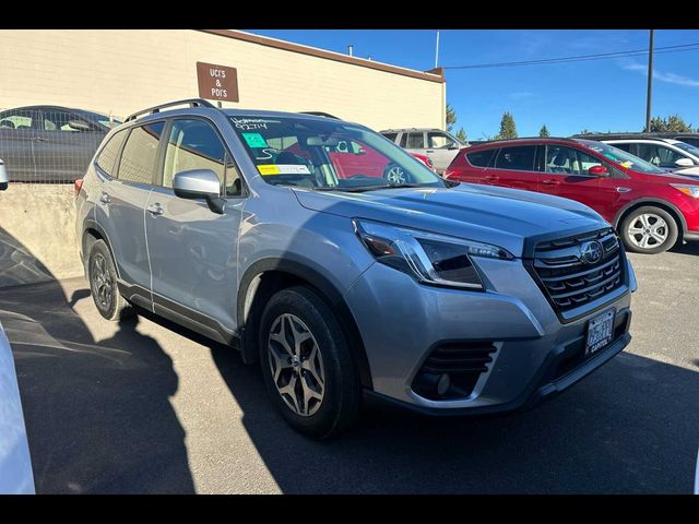 2023 Subaru Forester Premium