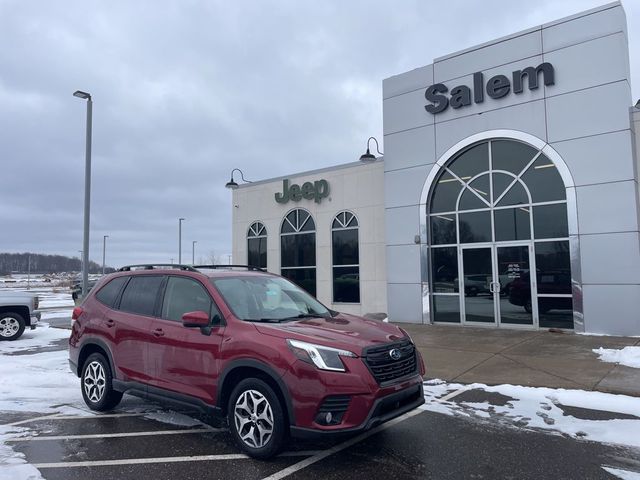 2023 Subaru Forester Premium