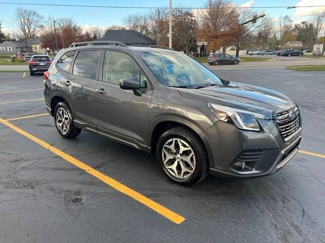 2023 Subaru Forester Premium