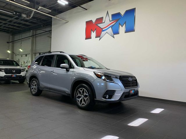 2023 Subaru Forester Premium