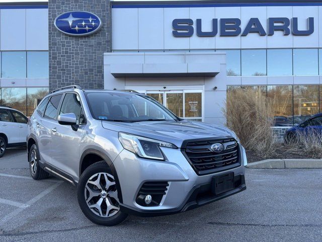 2023 Subaru Forester Premium