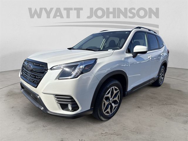 2023 Subaru Forester Premium