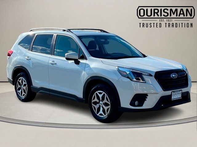2023 Subaru Forester Premium