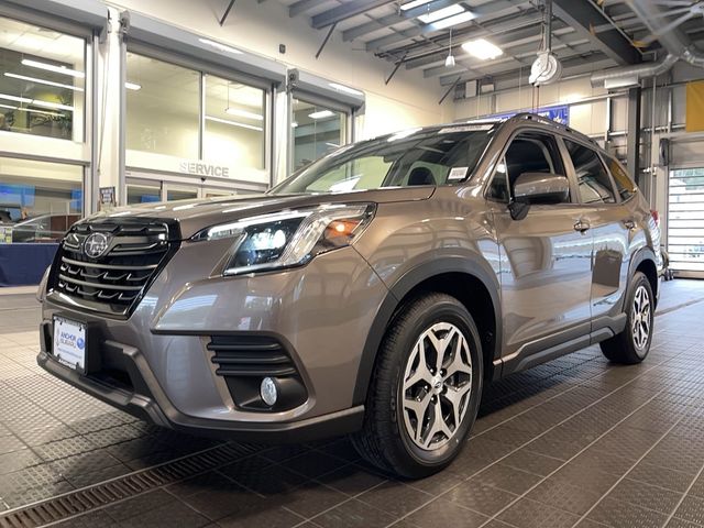 2023 Subaru Forester Premium