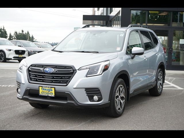 2023 Subaru Forester Premium