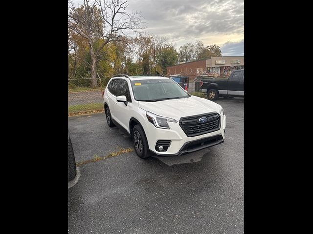 2023 Subaru Forester Premium