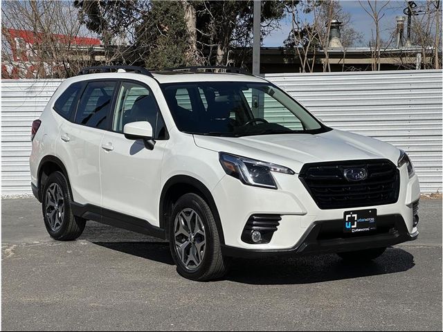 2023 Subaru Forester Premium