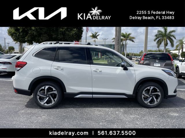 2023 Subaru Forester Touring