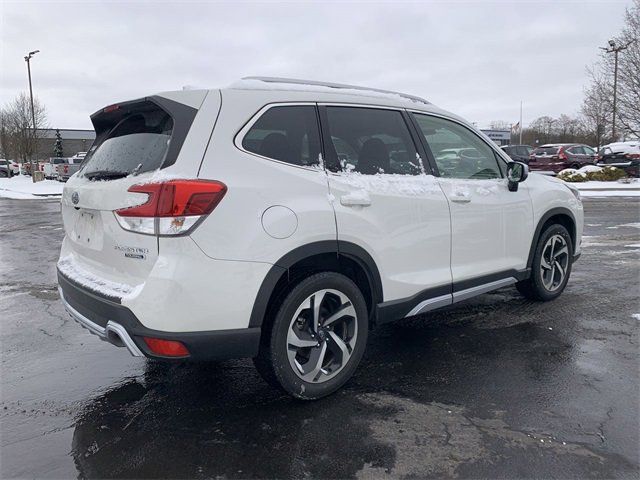 2023 Subaru Forester Touring