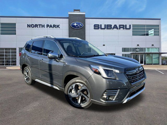 2023 Subaru Forester Touring