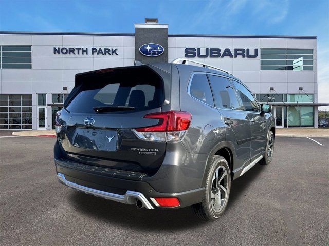 2023 Subaru Forester Touring