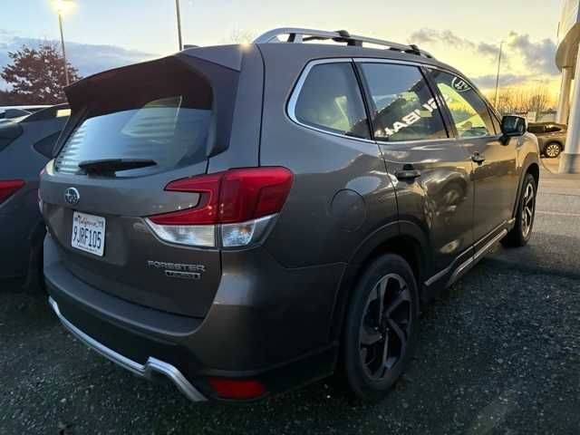 2023 Subaru Forester Touring