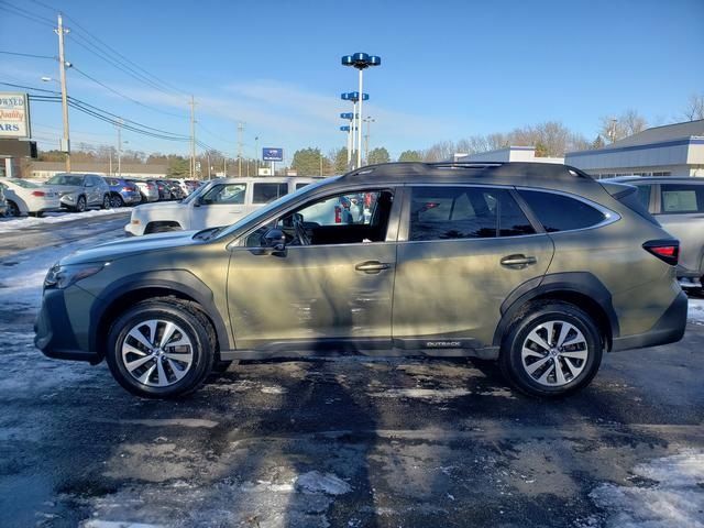 2023 Subaru Outback Premium