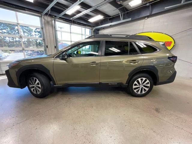 2023 Subaru Outback Premium