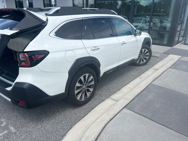 2023 Subaru Outback Touring