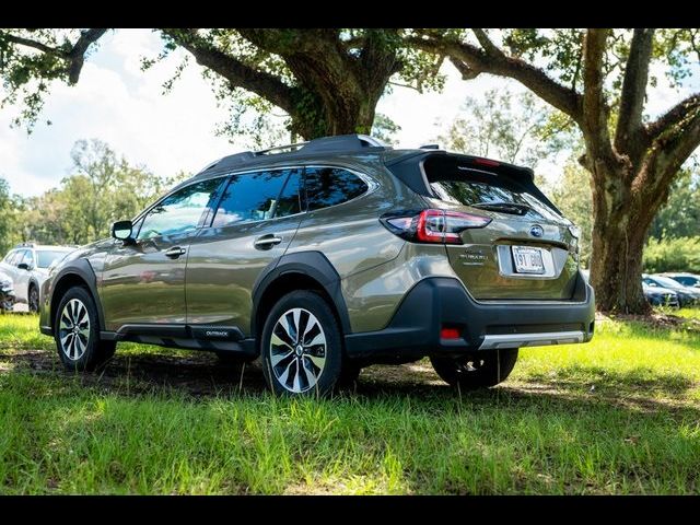 2023 Subaru Outback Touring