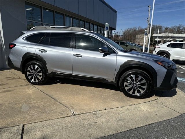 2023 Subaru Outback Touring XT