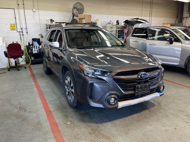 2023 Subaru Outback Touring XT