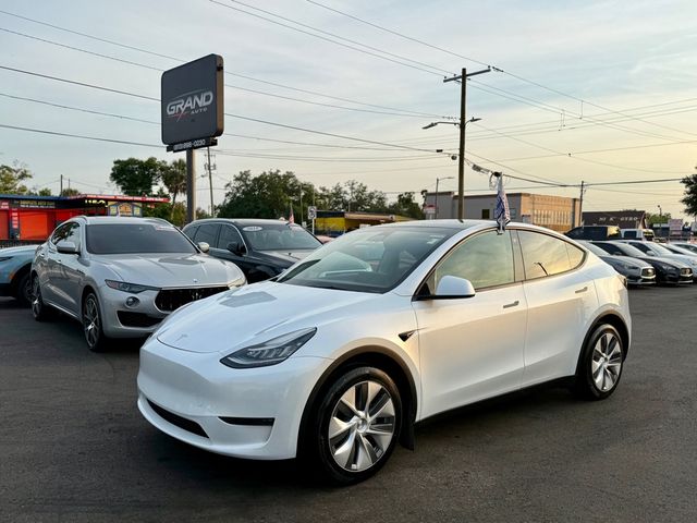 2023 Tesla Model Y Long Range