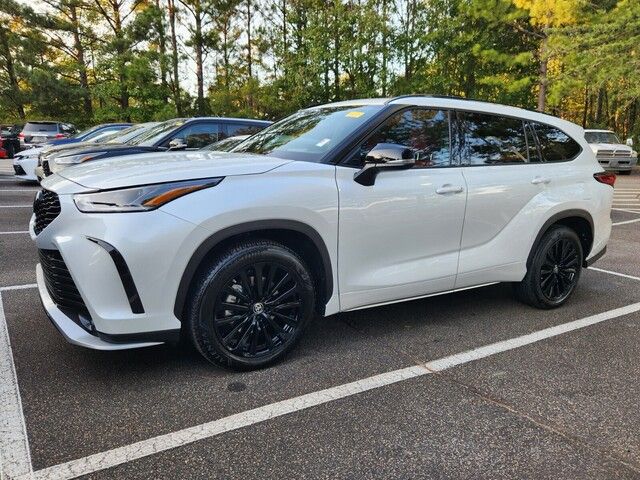 2023 Toyota Highlander XSE