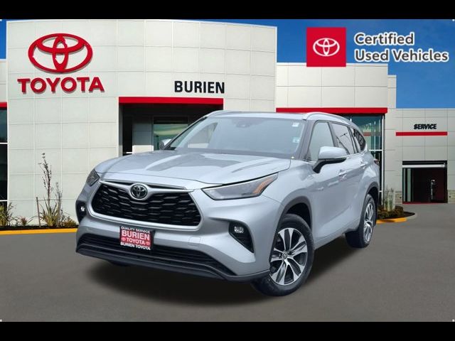 2023 Toyota Highlander XLE