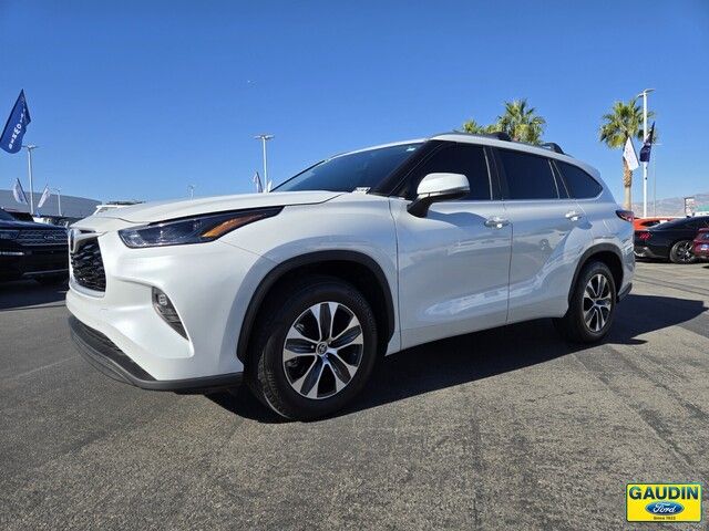 2023 Toyota Highlander XLE