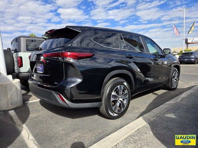 2023 Toyota Highlander XLE