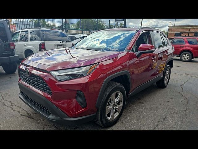 2023 Toyota RAV4 XLE