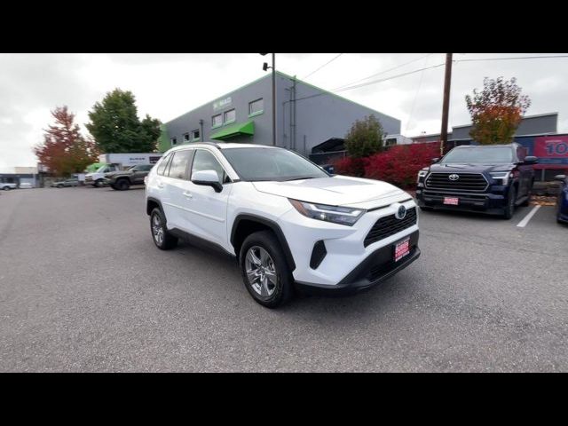 2023 Toyota RAV4 Hybrid LE