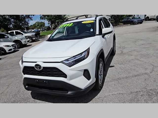 2023 Toyota RAV4 XLE