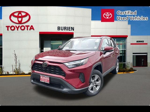 2023 Toyota RAV4 XLE