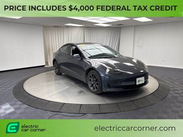 2023 Tesla Model 3 Base