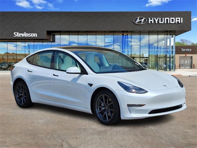 2023 Tesla Model 3 Base