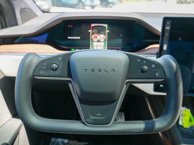 2023 Tesla Model X Standard Range