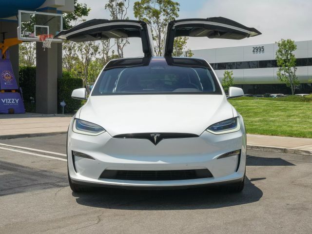 2023 Tesla Model X Standard Range