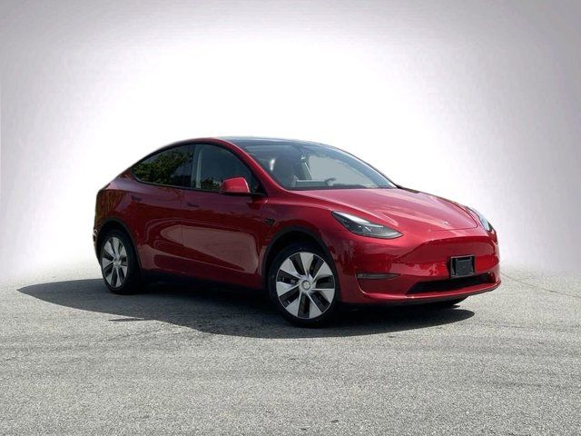 2023 Tesla Model Y Base