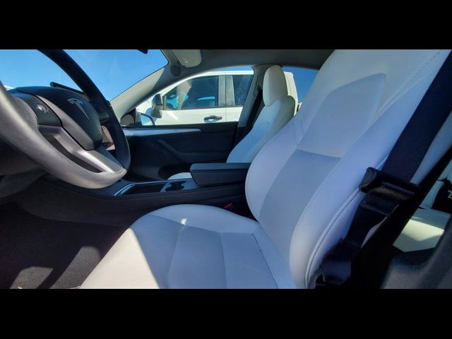 2023 Tesla Model Y Base