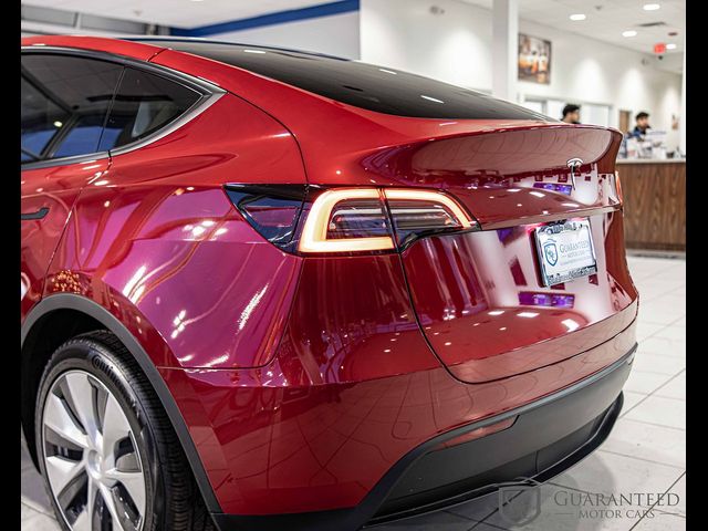 2023 Tesla Model Y Base