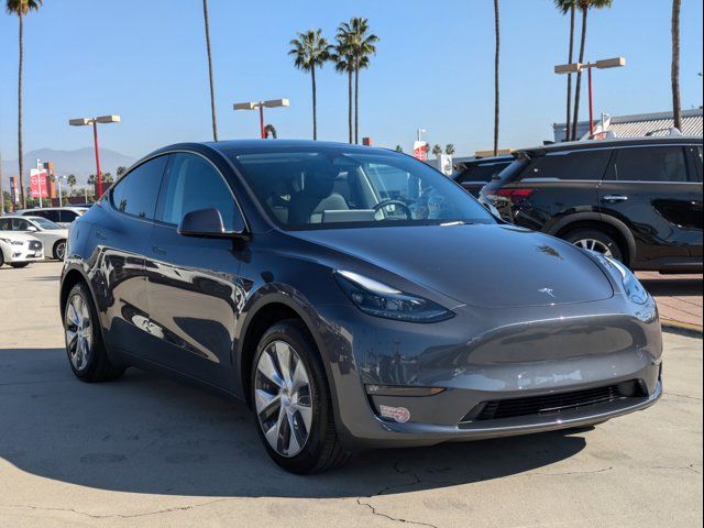 2023 Tesla Model Y Base