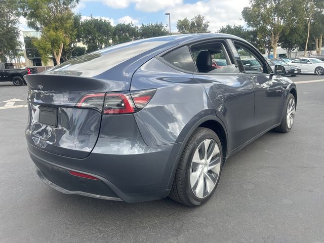 2023 Tesla Model Y Base