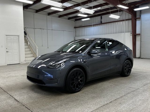 2023 Tesla Model Y Base