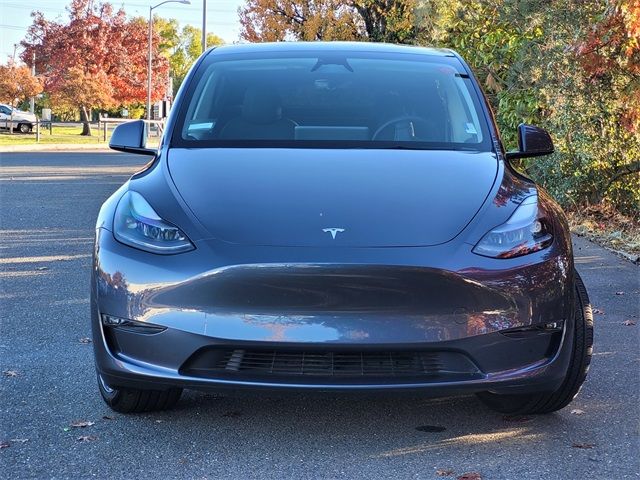 2023 Tesla Model Y Base