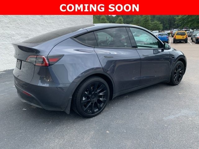 2023 Tesla Model Y Base