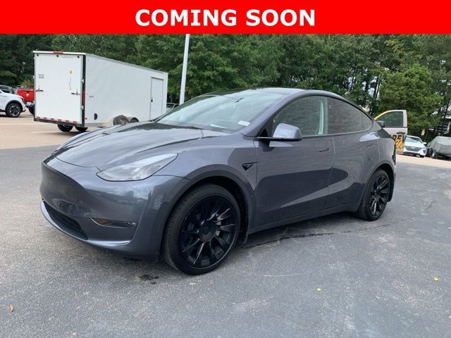 2023 Tesla Model Y Base