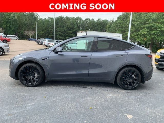 2023 Tesla Model Y Base