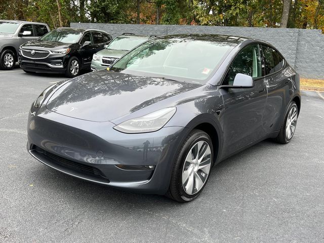 2023 Tesla Model Y Base